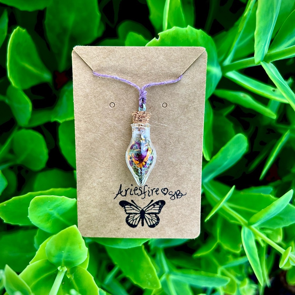 Don’t Worry, Be Happy Spell Jar Necklace 🌞